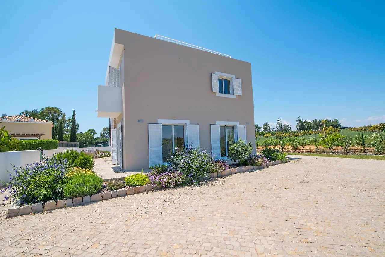 Vila Casa Das Arvores By Algartur Cabanas De Tavira 0*,  Portugalsko